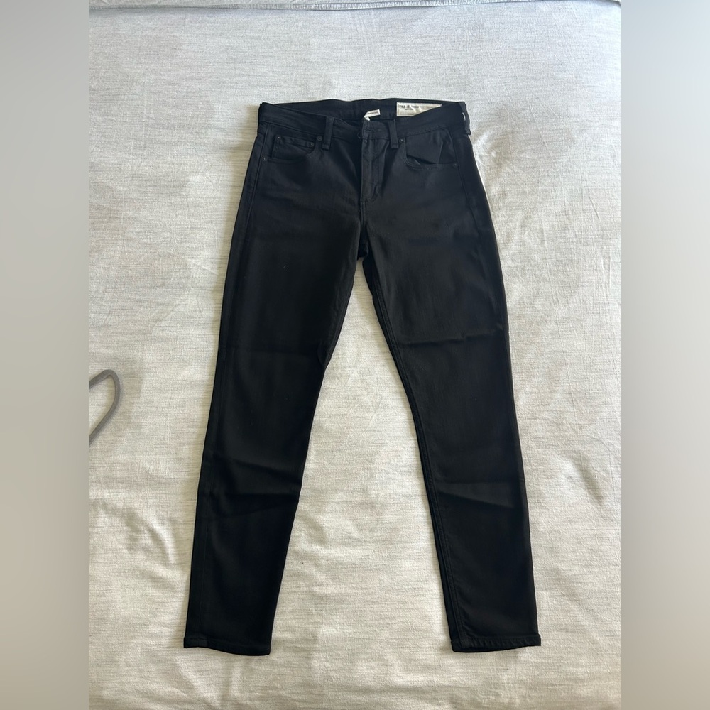 Rag & Bone black skinny jeans in size 29. Barely worn.